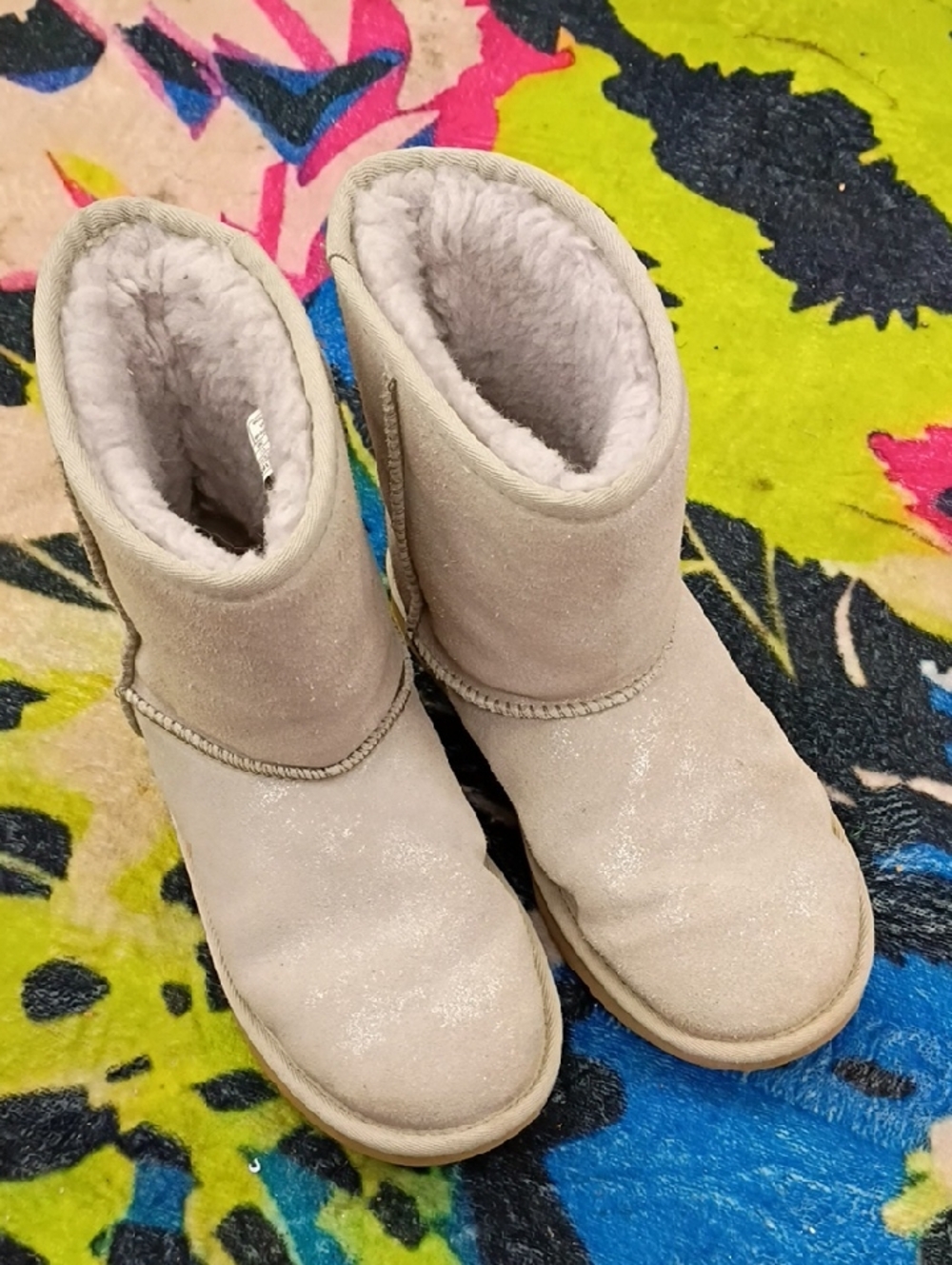 UGG Cozy Light Beige Shearling Winter Boots